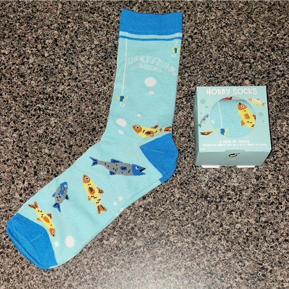 New Fun Hobby Socks My Luck Fishing 🎣 Fish Socks 2 Pair Boxed Individual Bundle